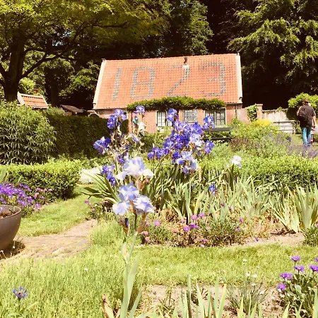 Art+bed And Breakfast * 's-Graveland