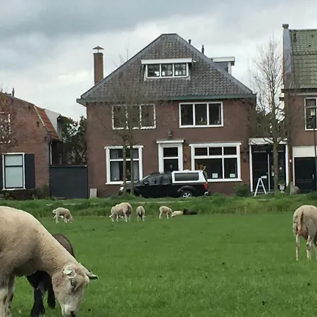 Art+bed And Breakfast ベッド・アンド・ブレックファスト 's-Graveland