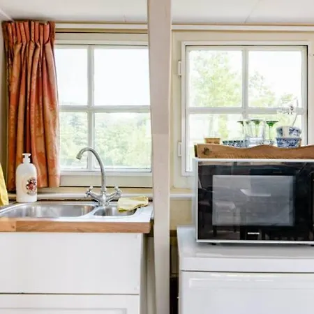 Art+bed And Breakfast 4*