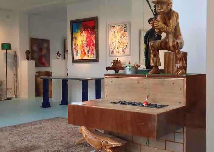 Art+bed And Breakfast Frühstückspension 4*